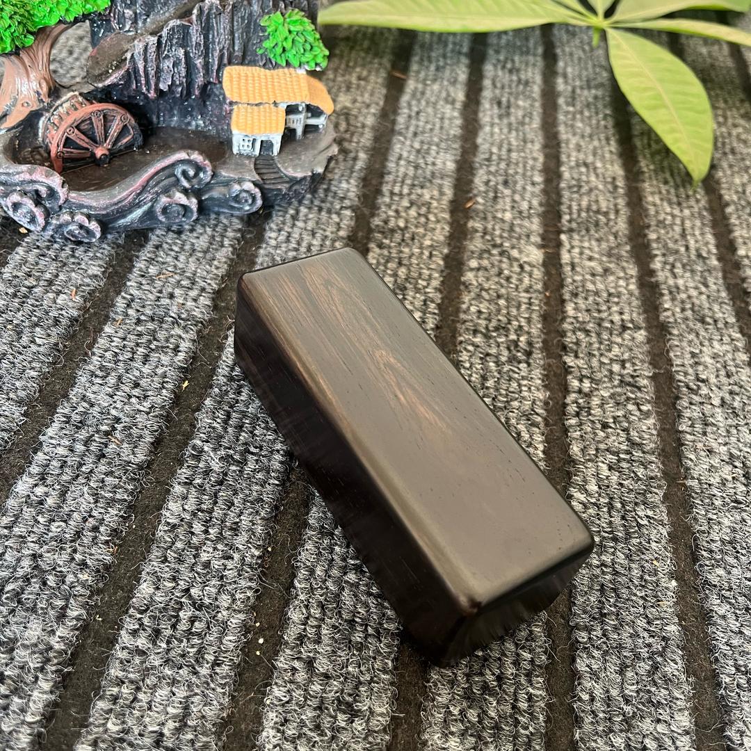 信诚木料工艺品（紫光檀私人定制）