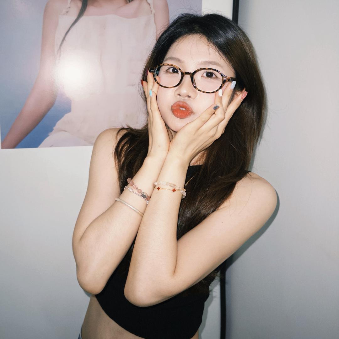 薏米五七的邓瘦瘦