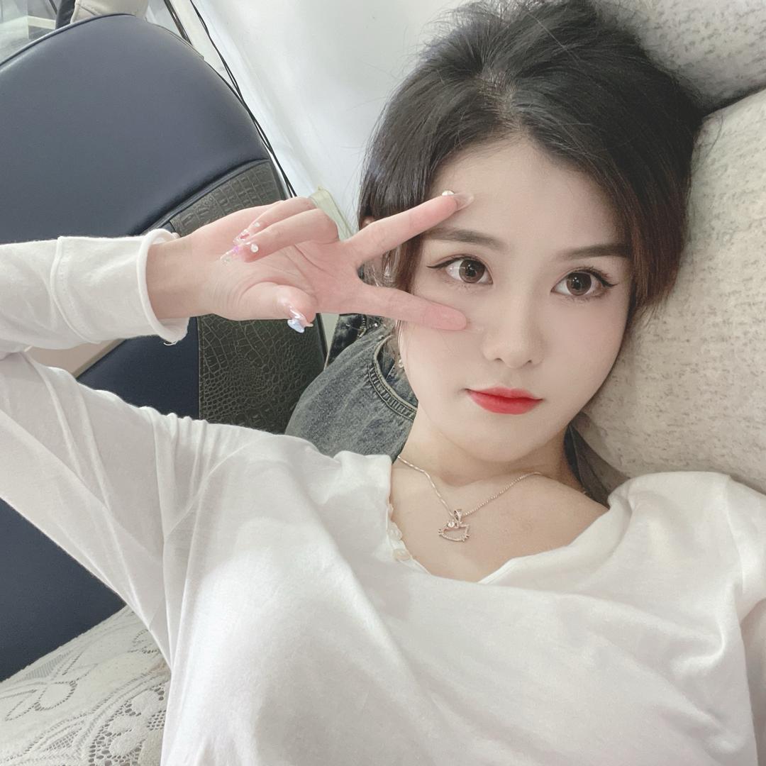 张妞