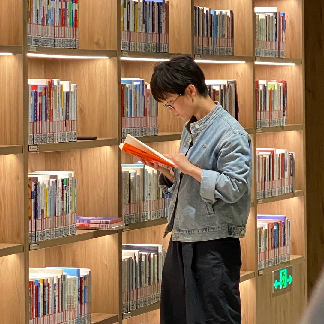 阿俏读书
