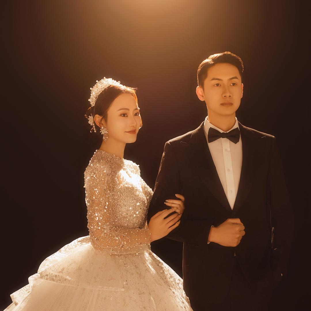 纳雍皇家新娘婚纱摄影