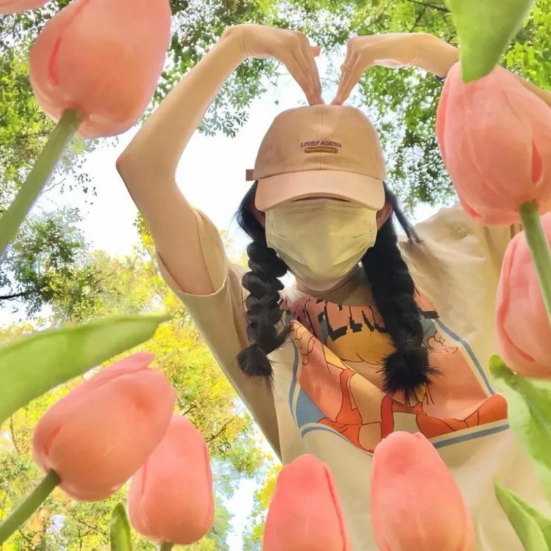 卖凤梨的胖女孩