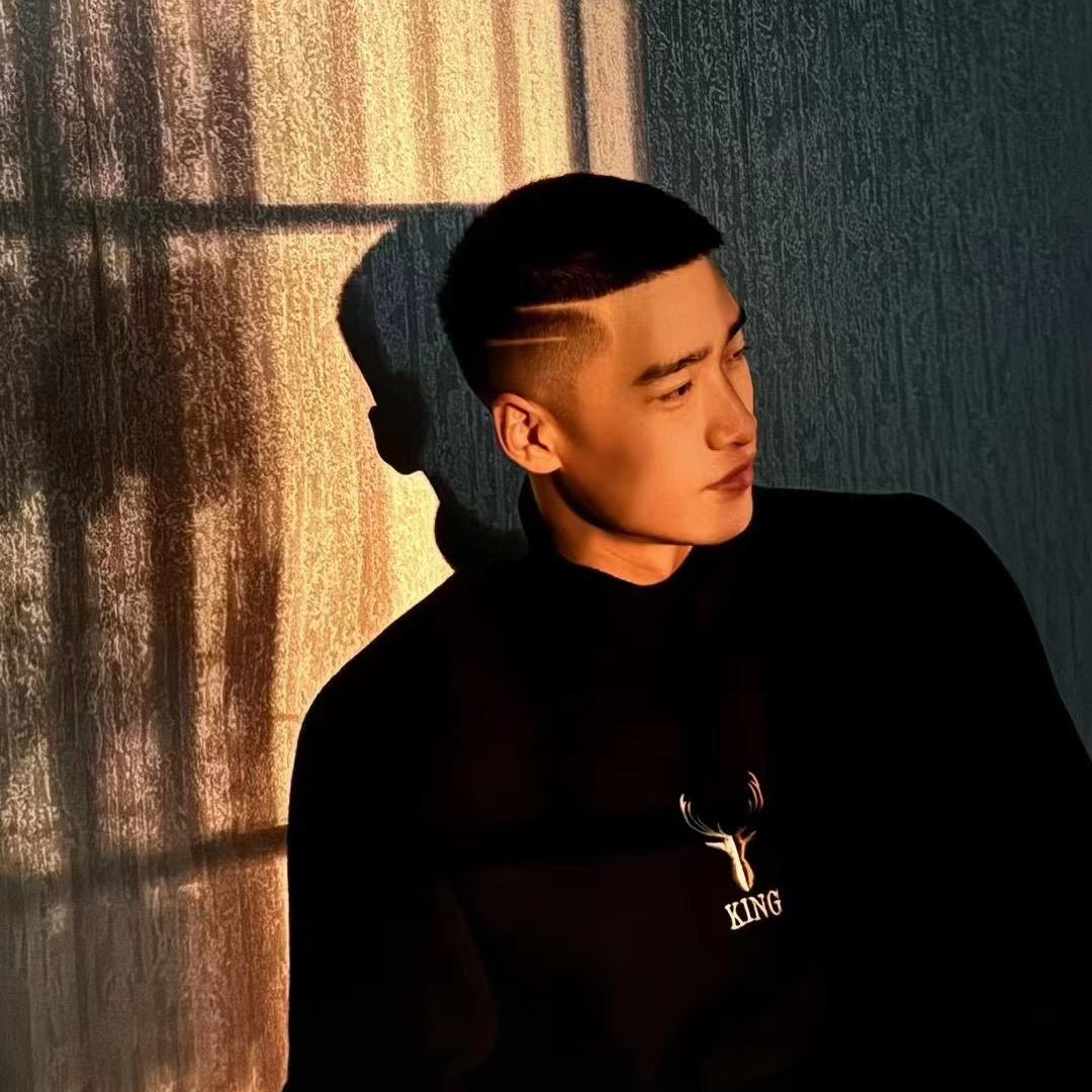 月亮Above