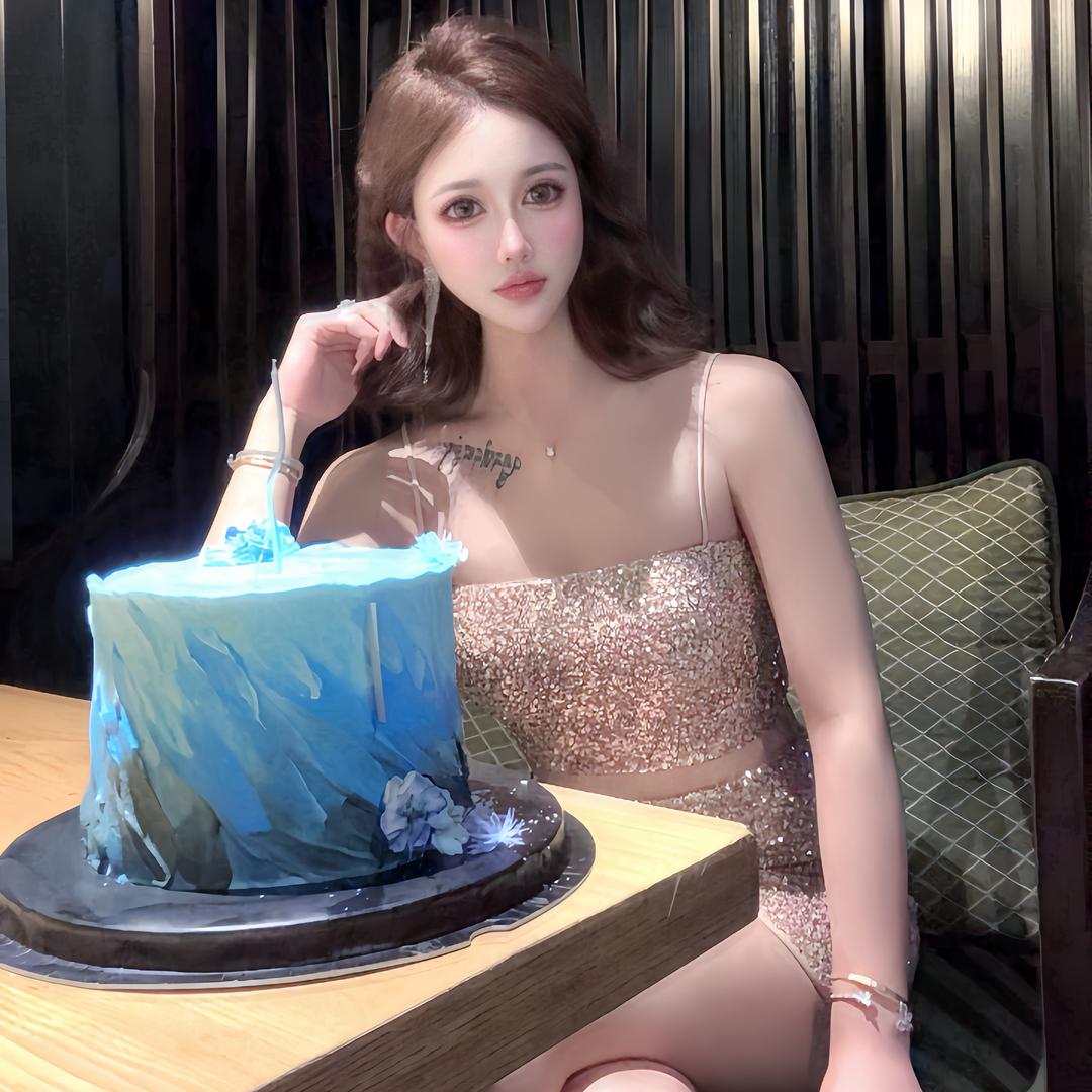 女帝🧝🏻‍♀️