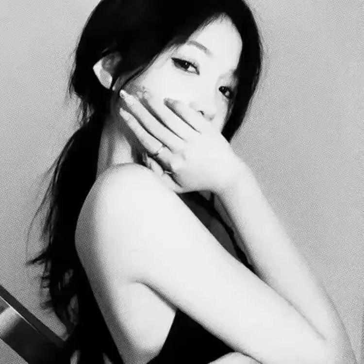 7iu^