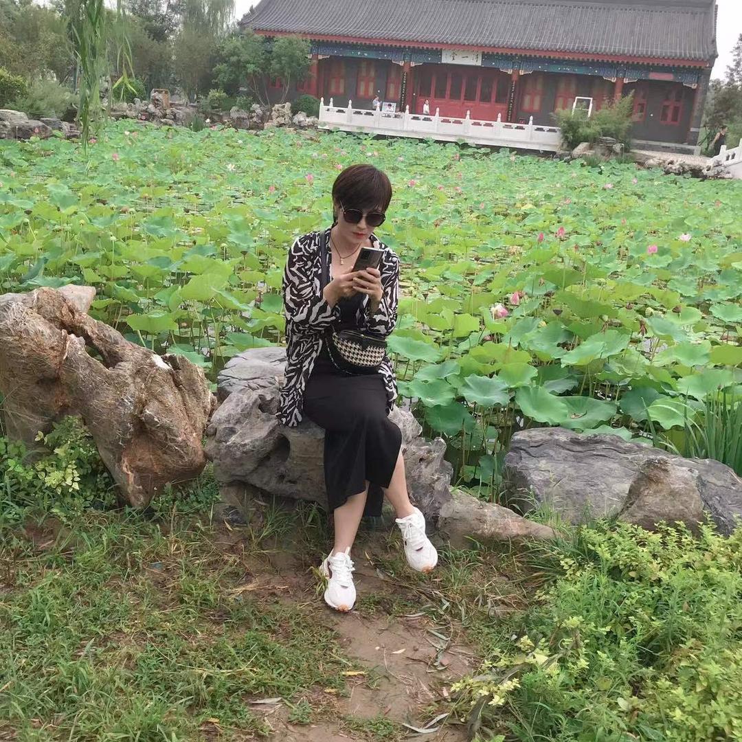菲菲服饰搭配