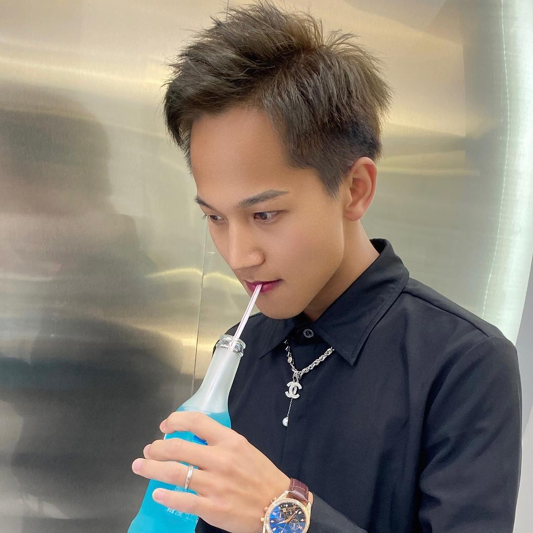 （唯艺私人风格定制～开心老师）