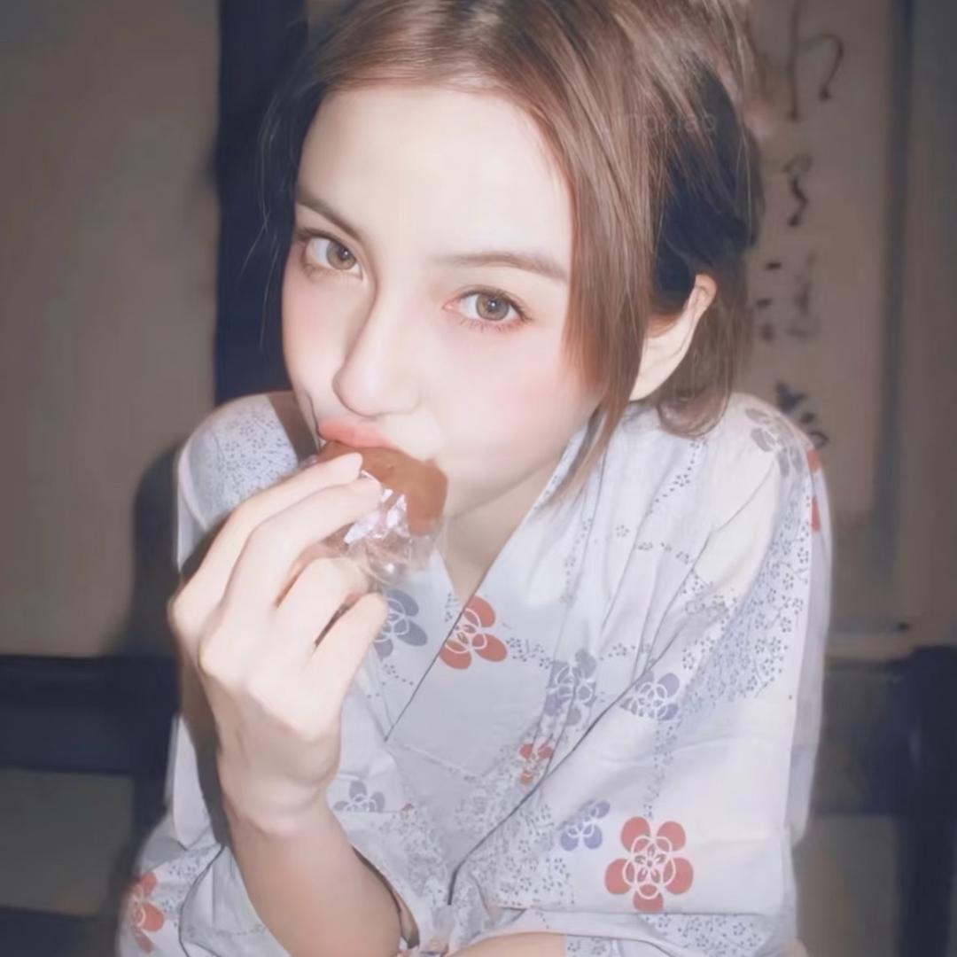 030