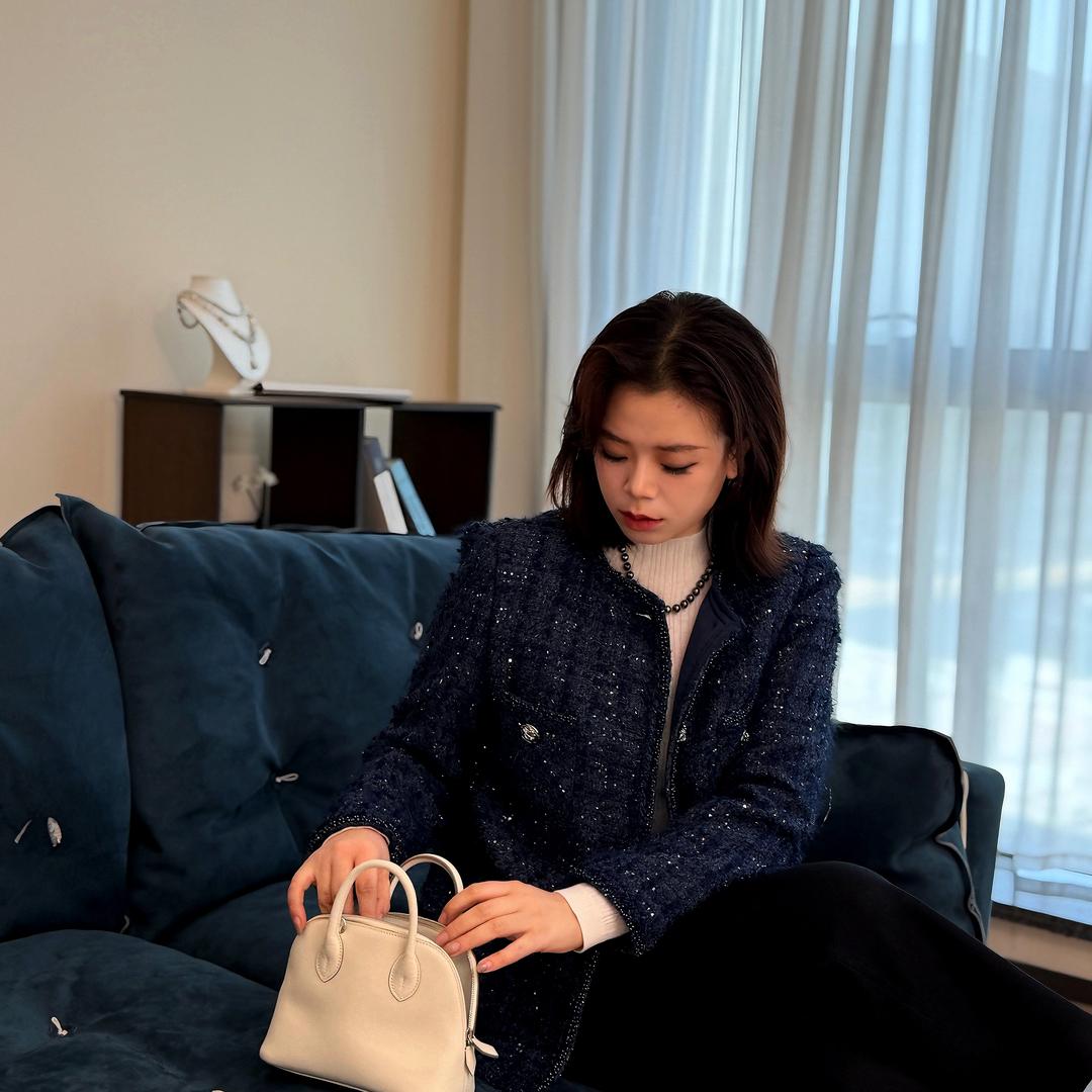 杭州MOKA女装西湖店——枫芸婷婷