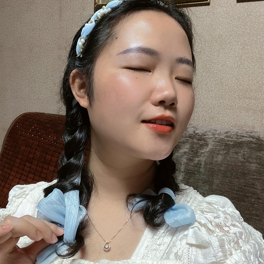 小阿花ﾉ☀