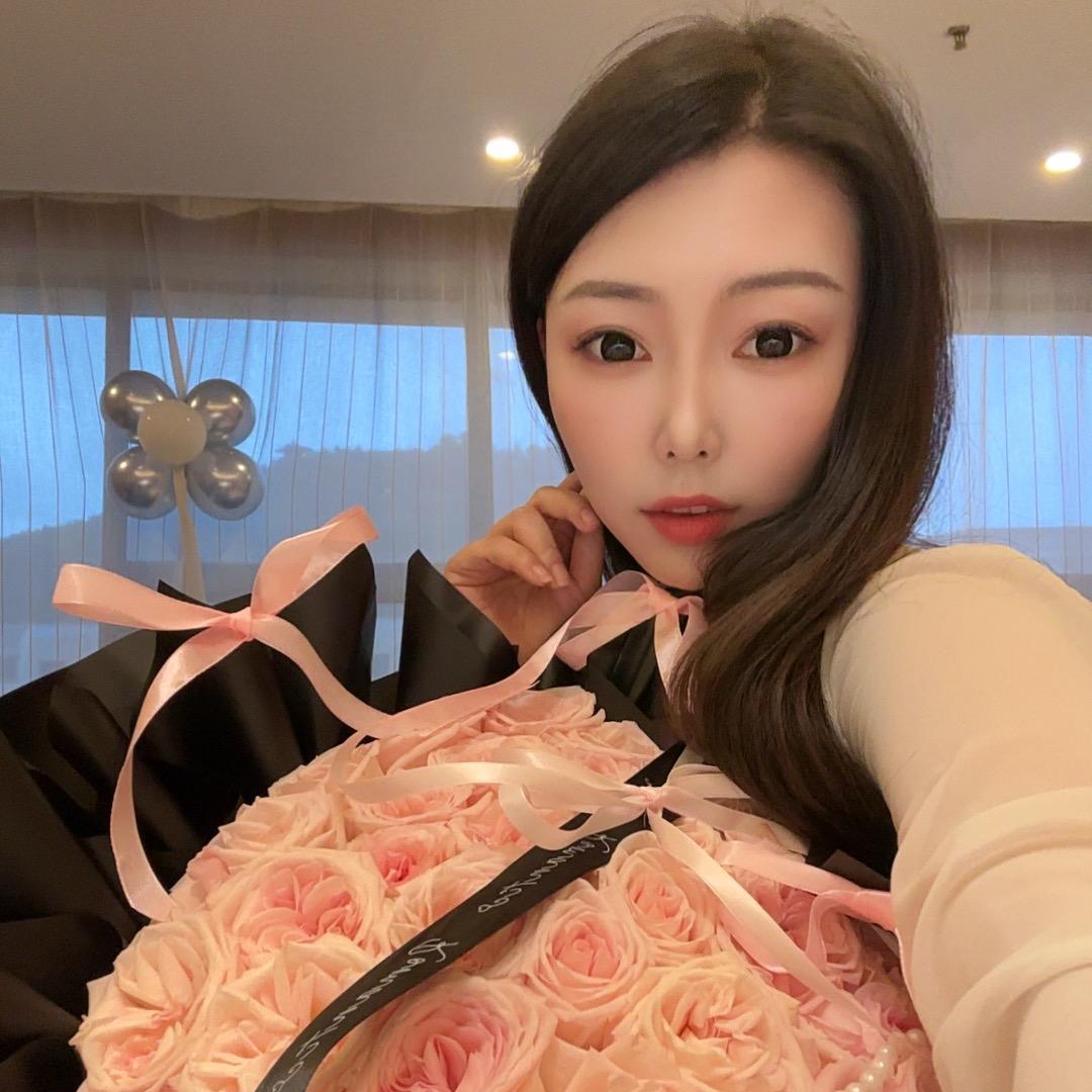 向楠 吖!