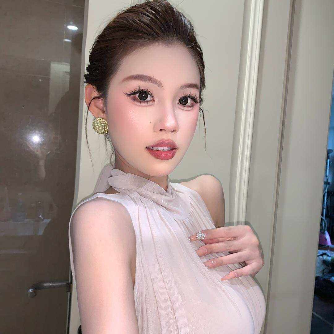 羊毛大衣工厂店-尤尤