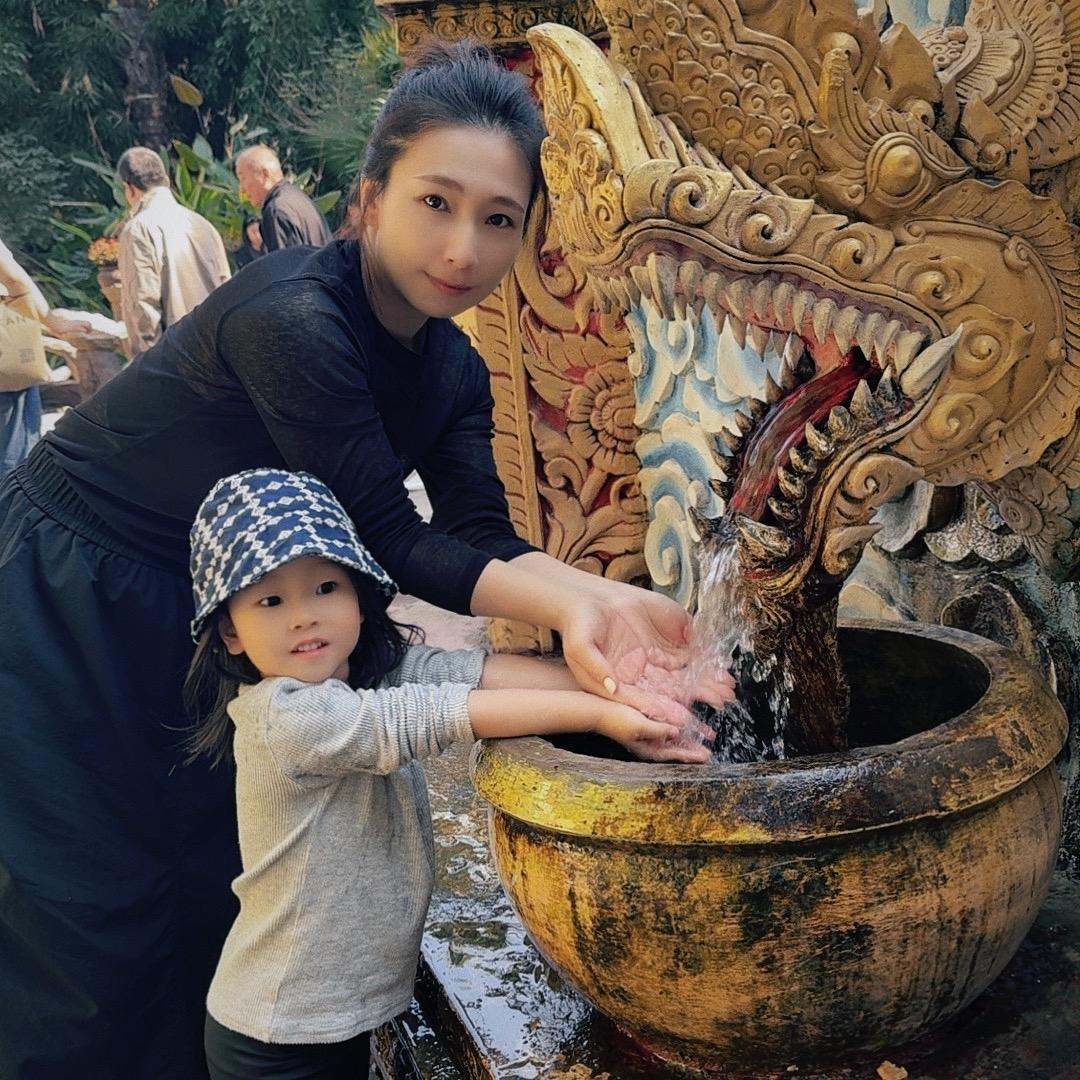 @烧烤摊的父女档