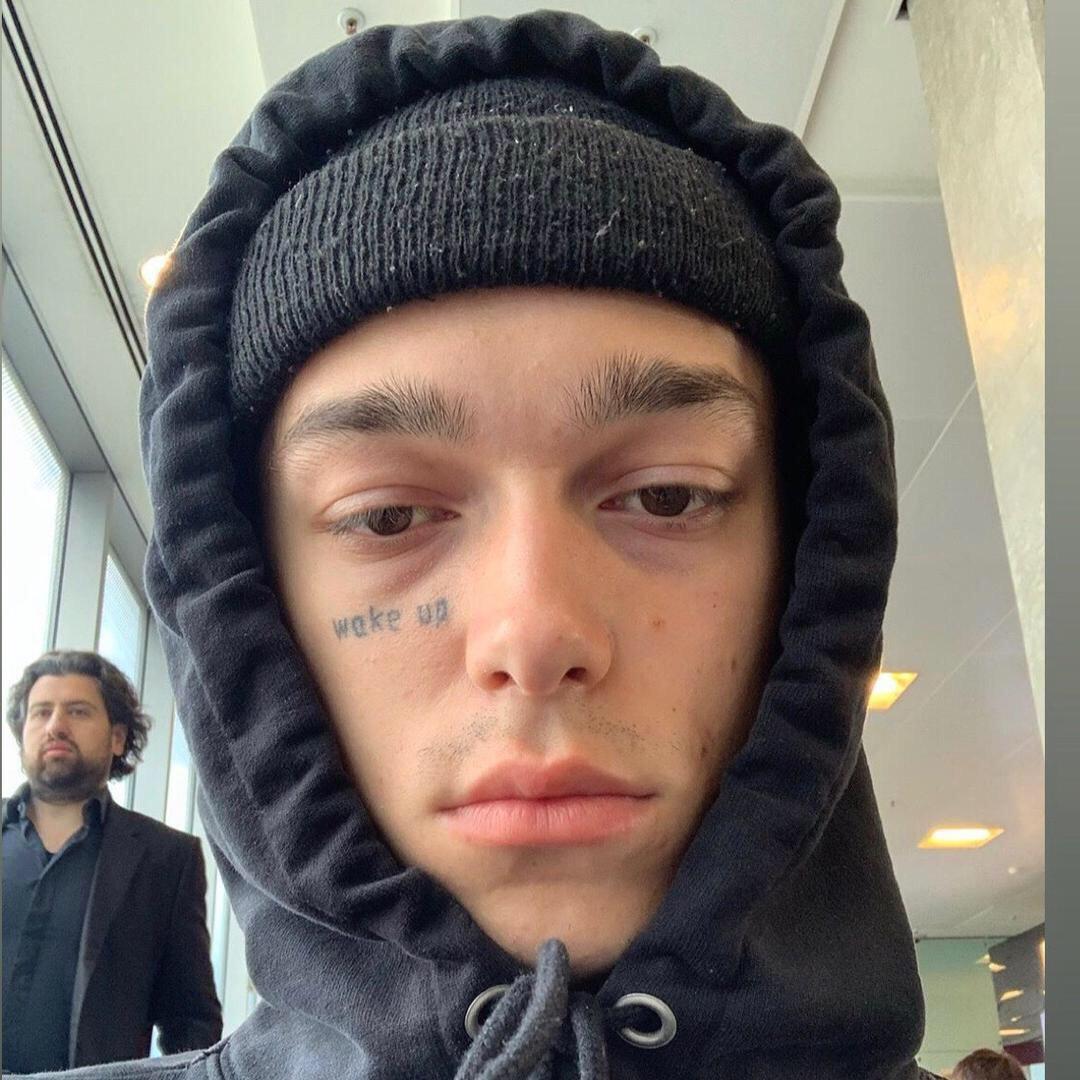书书R