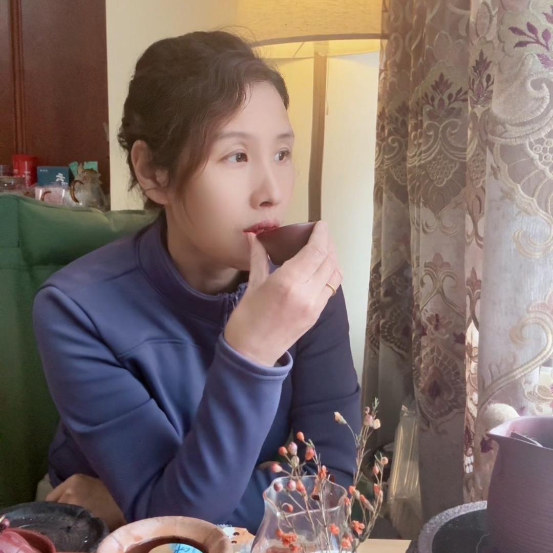 莲姐