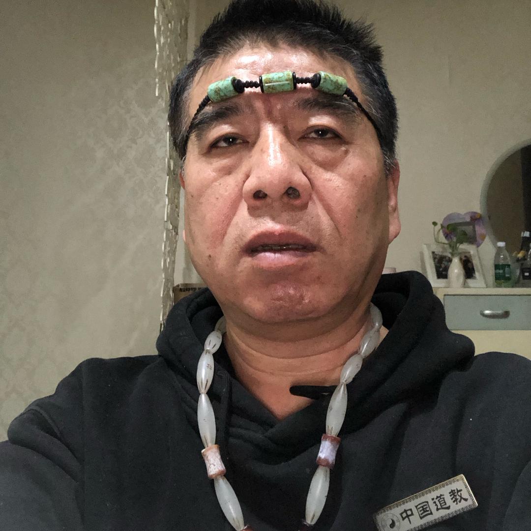 龙凤呈祥！本人在家修行！收藏唐三彩和古玉