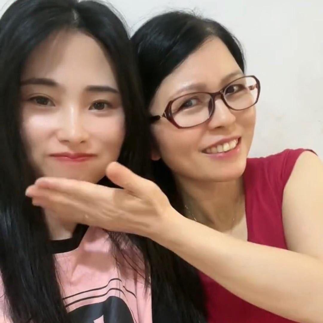 太阳🌞(雯子外甥女)
