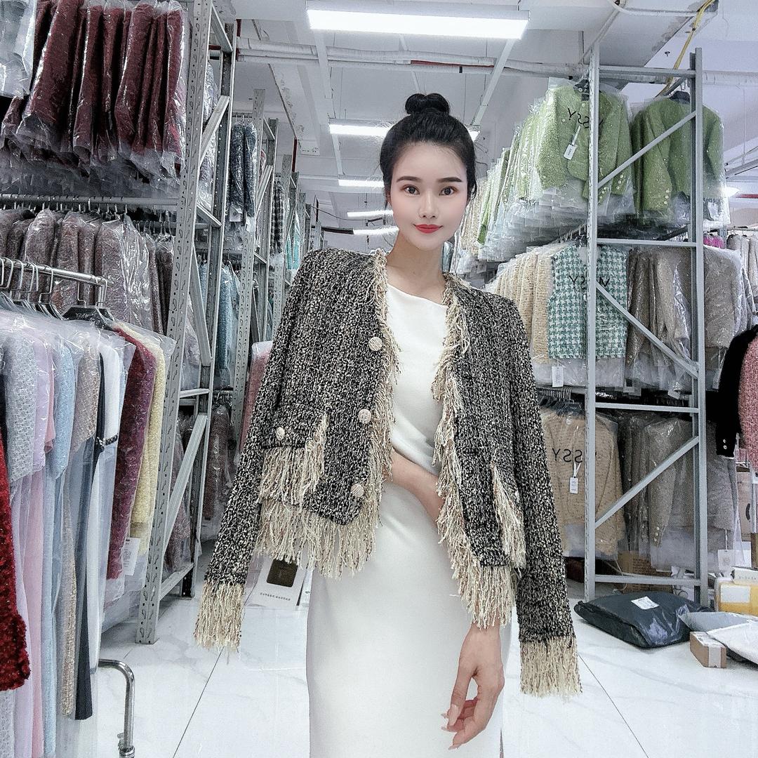 东莞市虎门皇妃服装店授权号