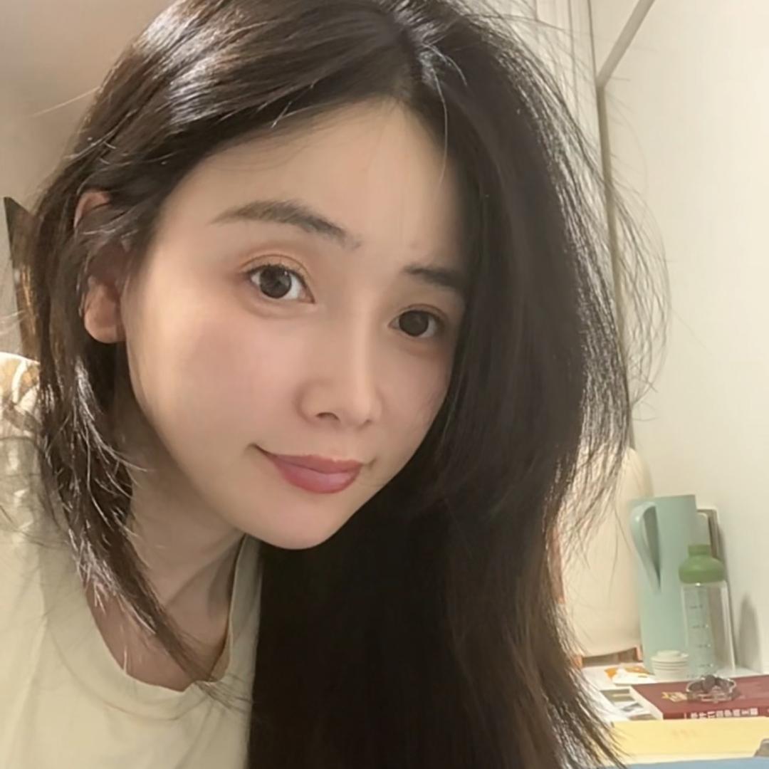 奶茶给我喝一口