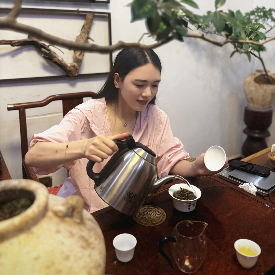 书清茶