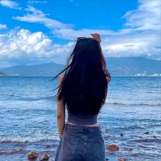 🌺小维在石家庄（主页看作品进裙👗）