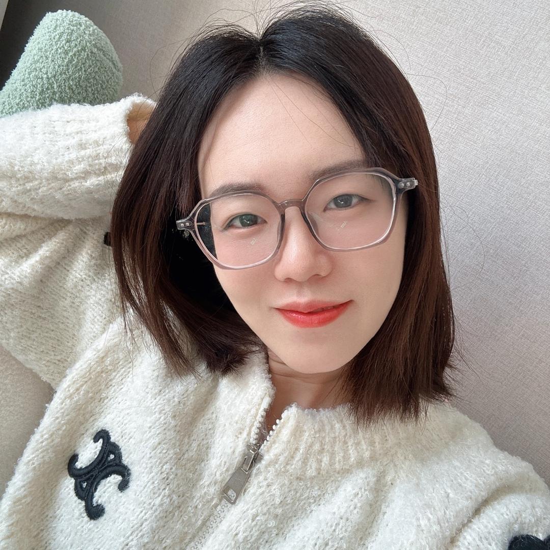 小曲奇很爱吃