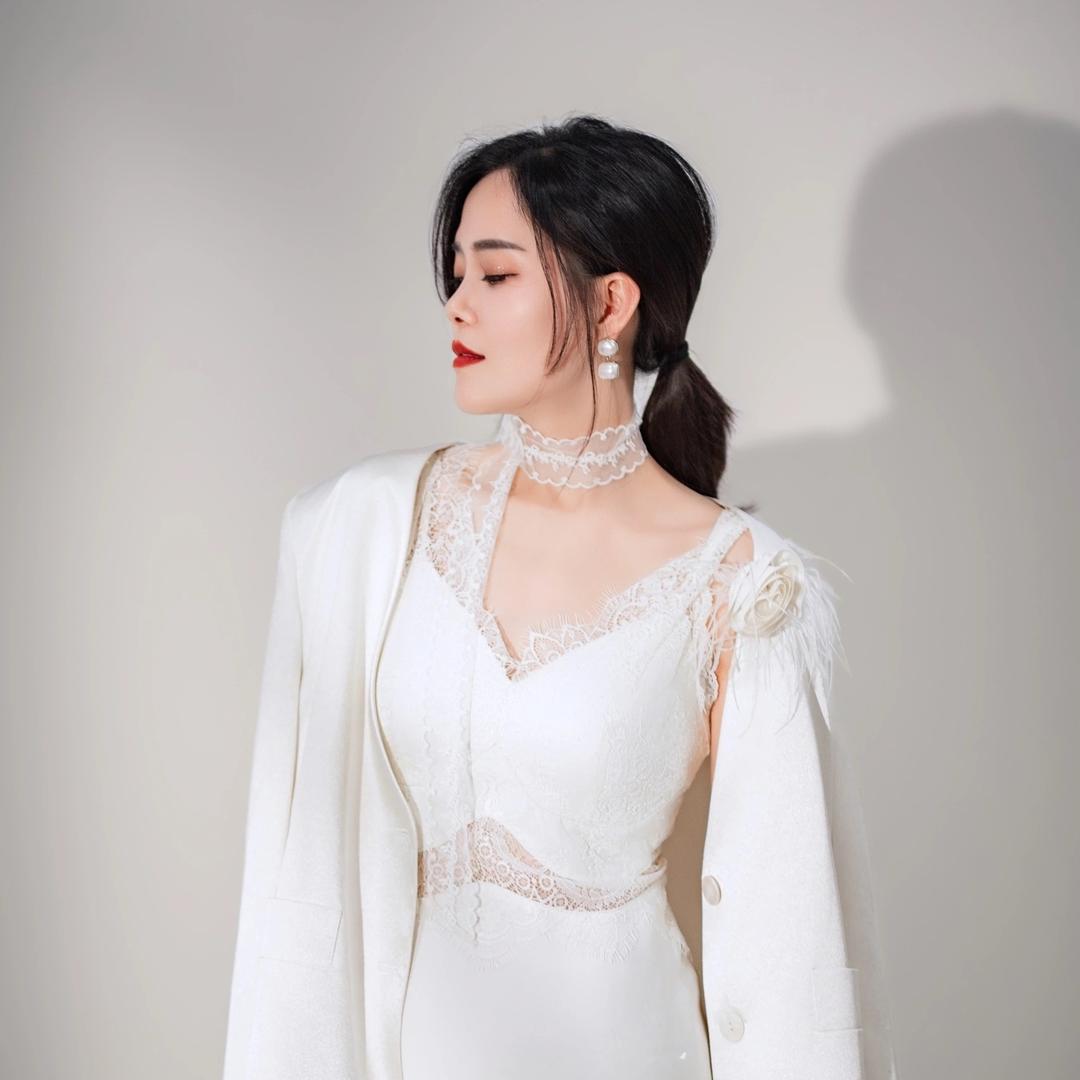 主持人Miss 潘