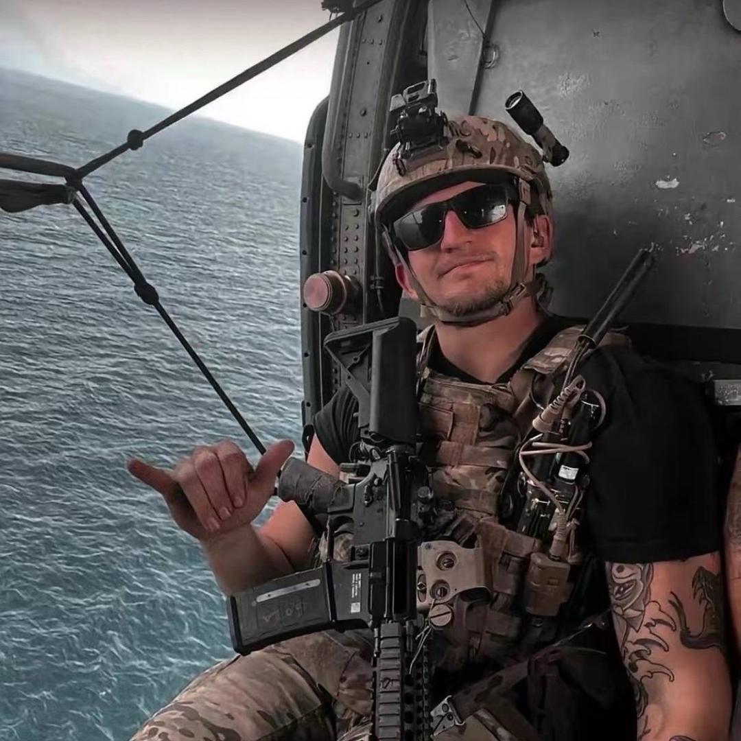 𝙃𝙖𝙧𝙧𝙞𝙨𝙤𝙣