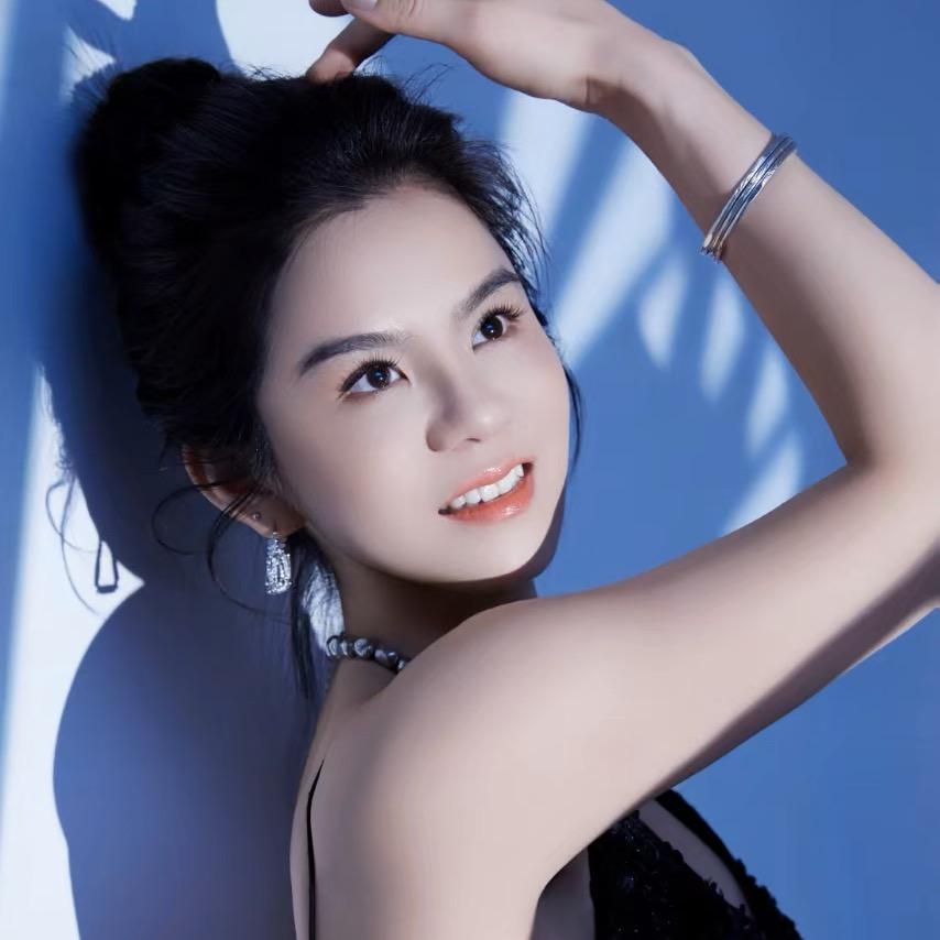 依依（八卦婆）编山歌