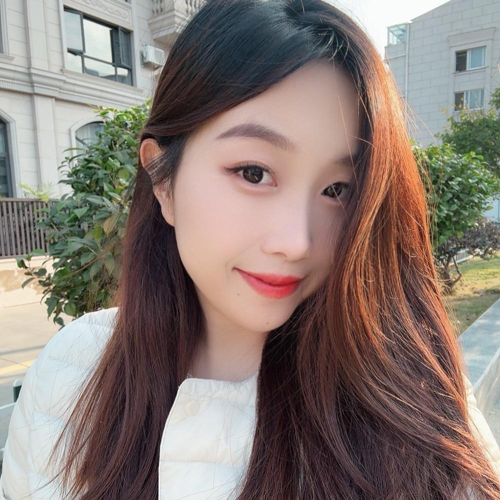 漂亮不夸张女士✨