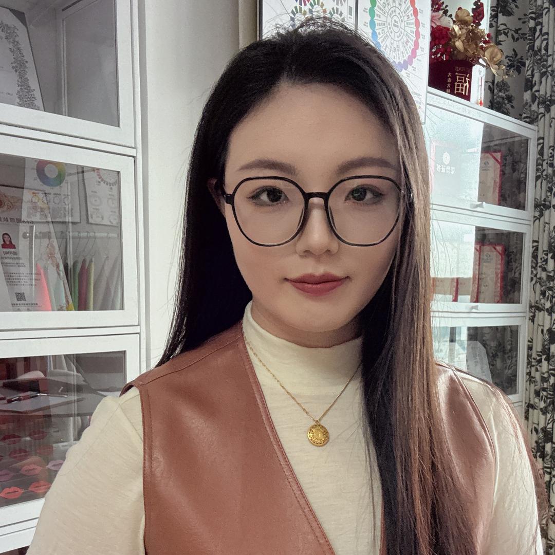 形象管理师Mikko-青燃美学