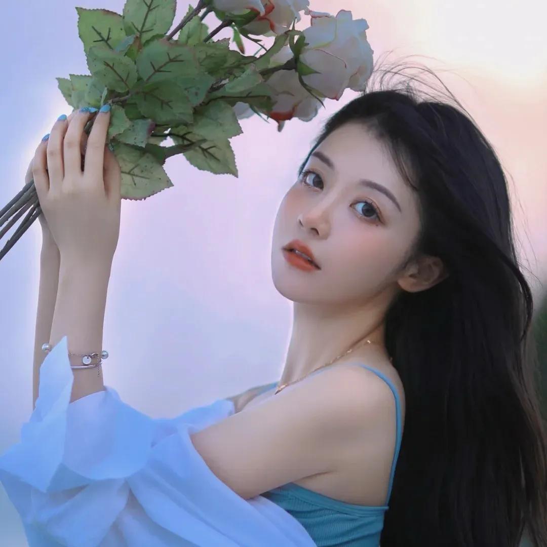 咪咪穿搭