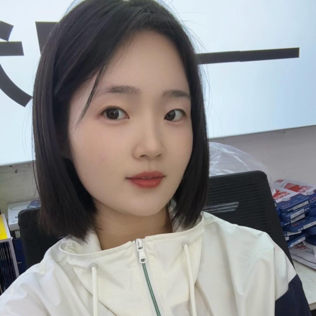 @伊伊小公主💓  《橱窗好物》