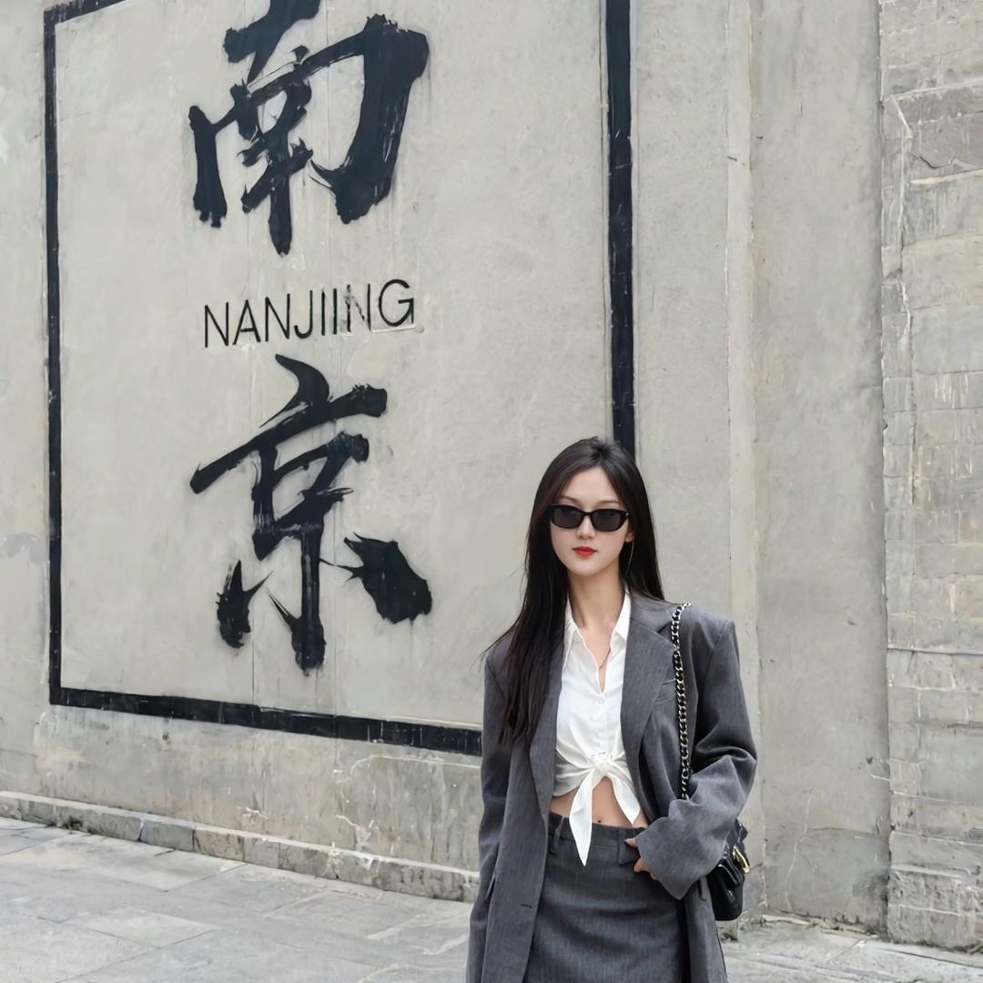 广厦房产小迪～