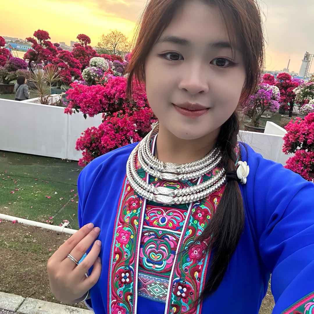 妞妞.