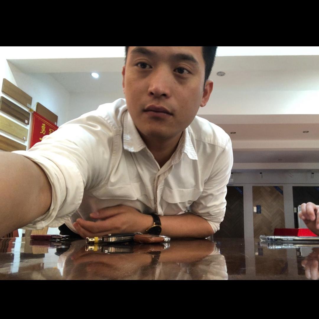 柏尔地板小方