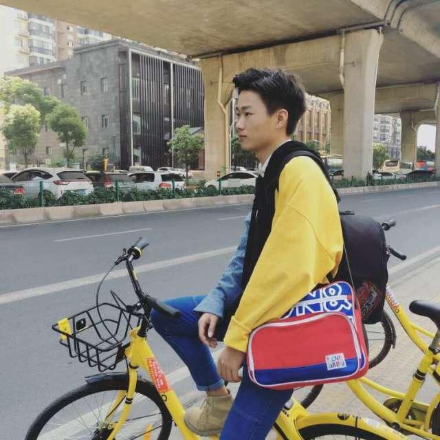 西蒙在路上