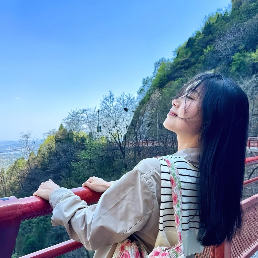 茜茜(🉑🉑)