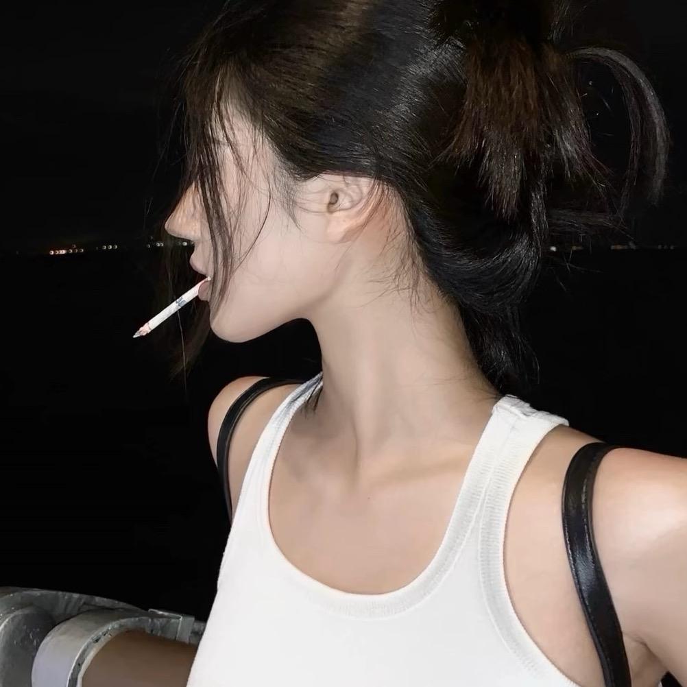 小魚.