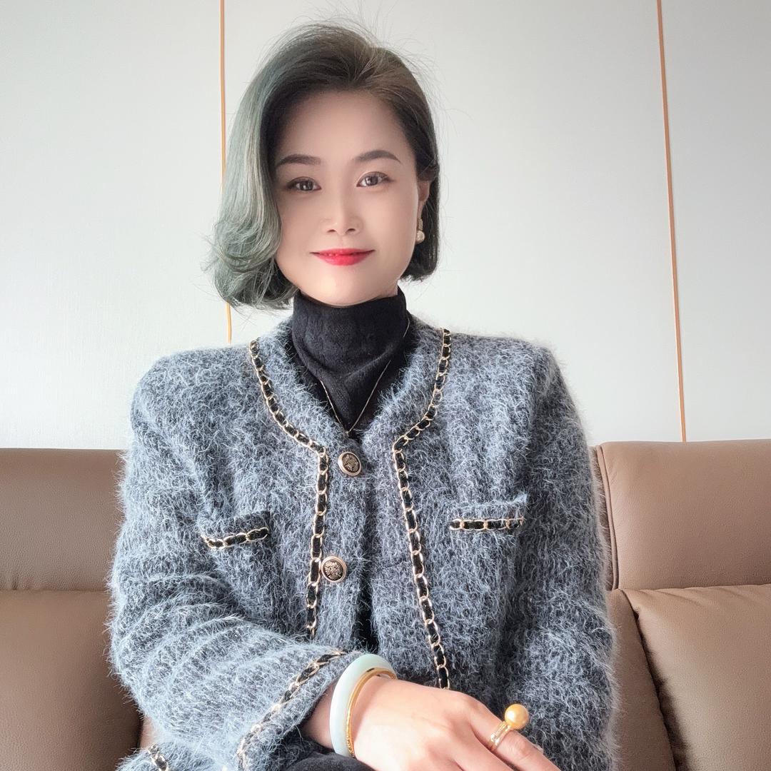 浅酒杯🍷@珠宝小姐姐