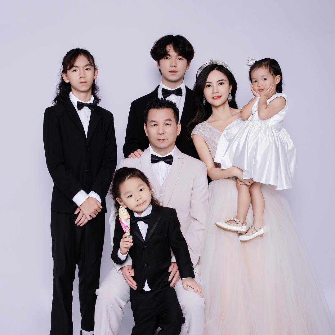 娟子（四胎妈妈）👨👩🧒🧒🧒👧