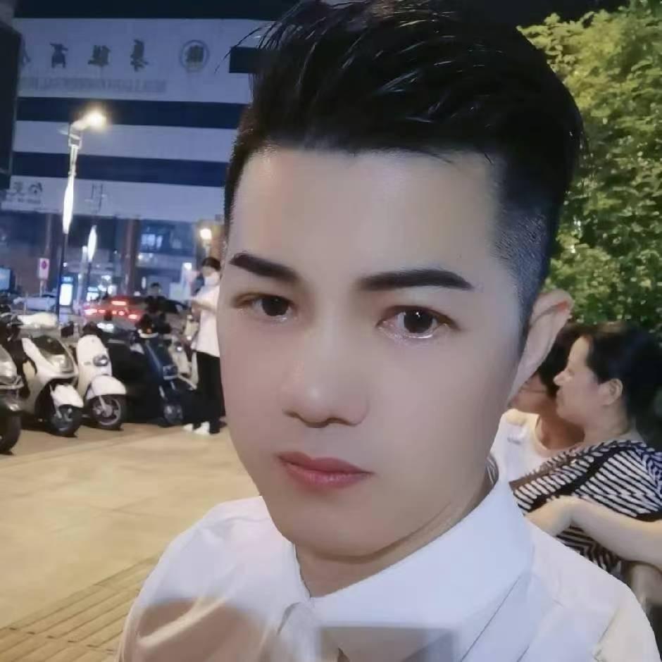 盛强永宽服饰