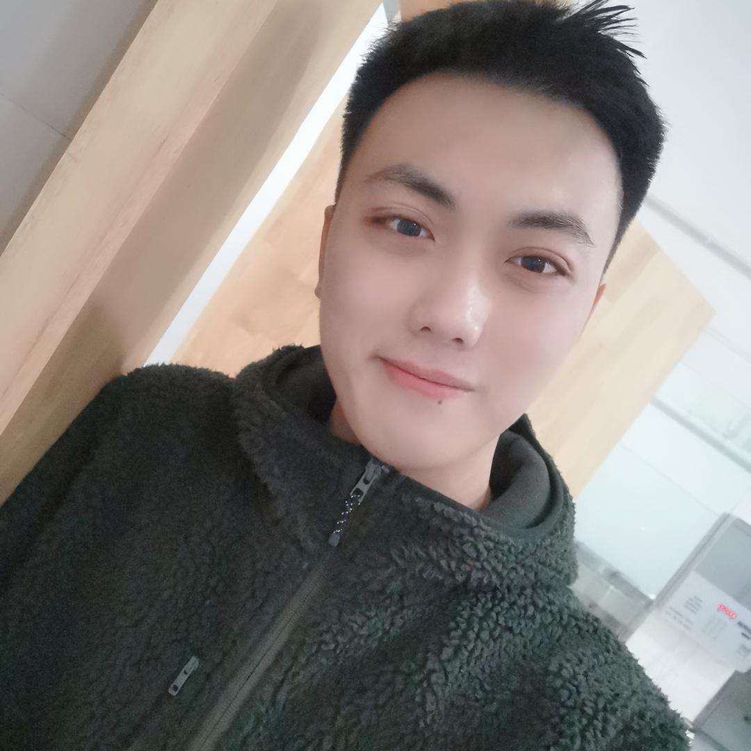 啥都会的小闫老C