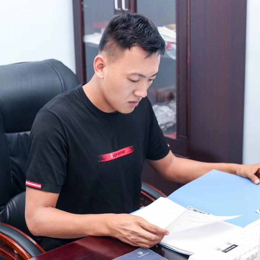 冯会长打个球🏀