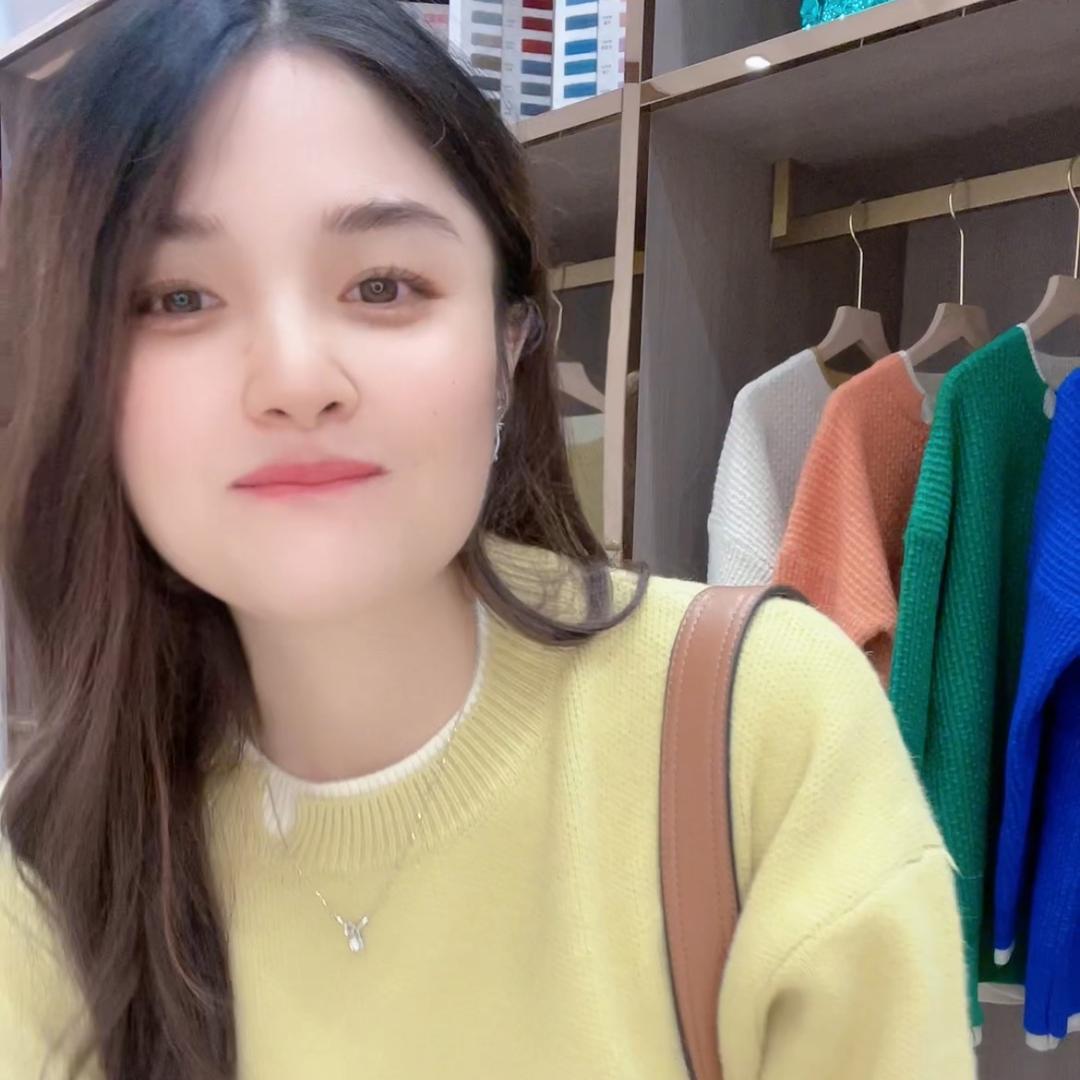 秀怡女装工厂店
