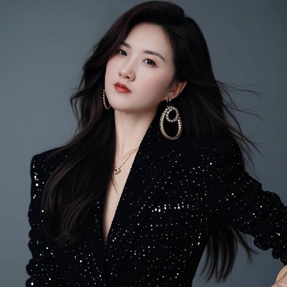 轻元笈优品店～黄蓉