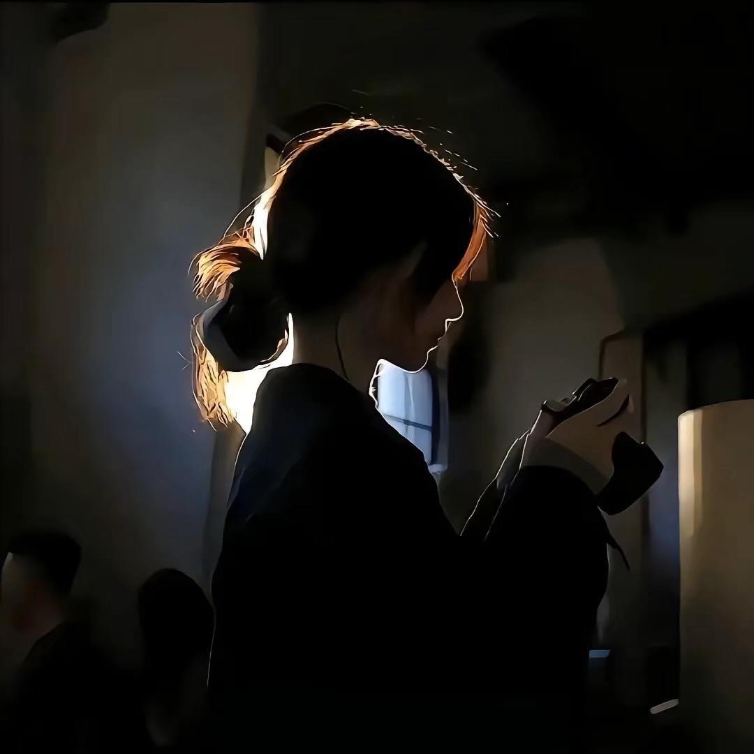 a淡笑💋💋