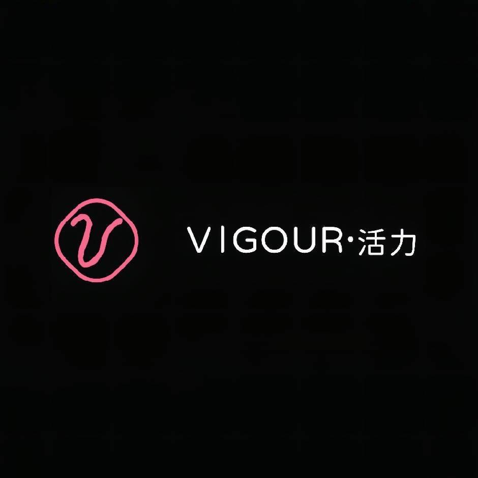 小V