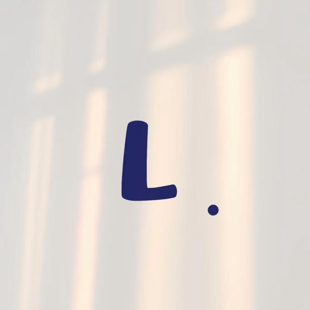 迅阿迅（老年深蓝）