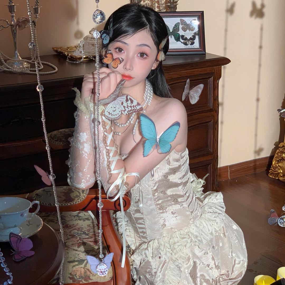 姿姿